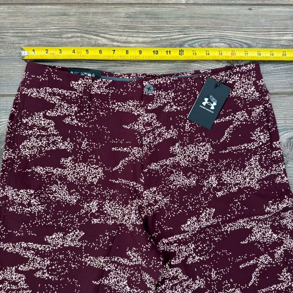 Under Armour Mens Golf Printed Shorts Size 36 9" Maroon Camo 1377303-600 NWT - Picture 3 of 7